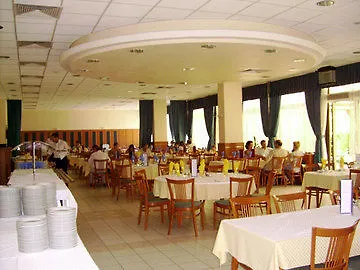 Szálloda Aranypart Szallo-koezoessegi Szallashely 3*