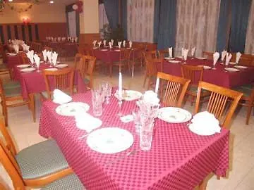 Hotell Aranypart Szallo-koezoessegi Szallashely Siófok